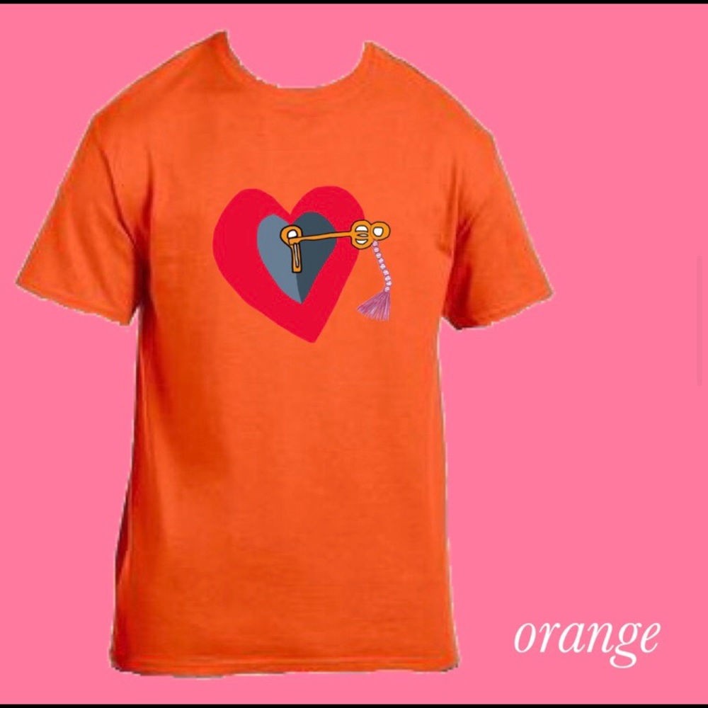 Fashion Custom Handmade Heart Keyed In T-shirts - Picture 6 of 11